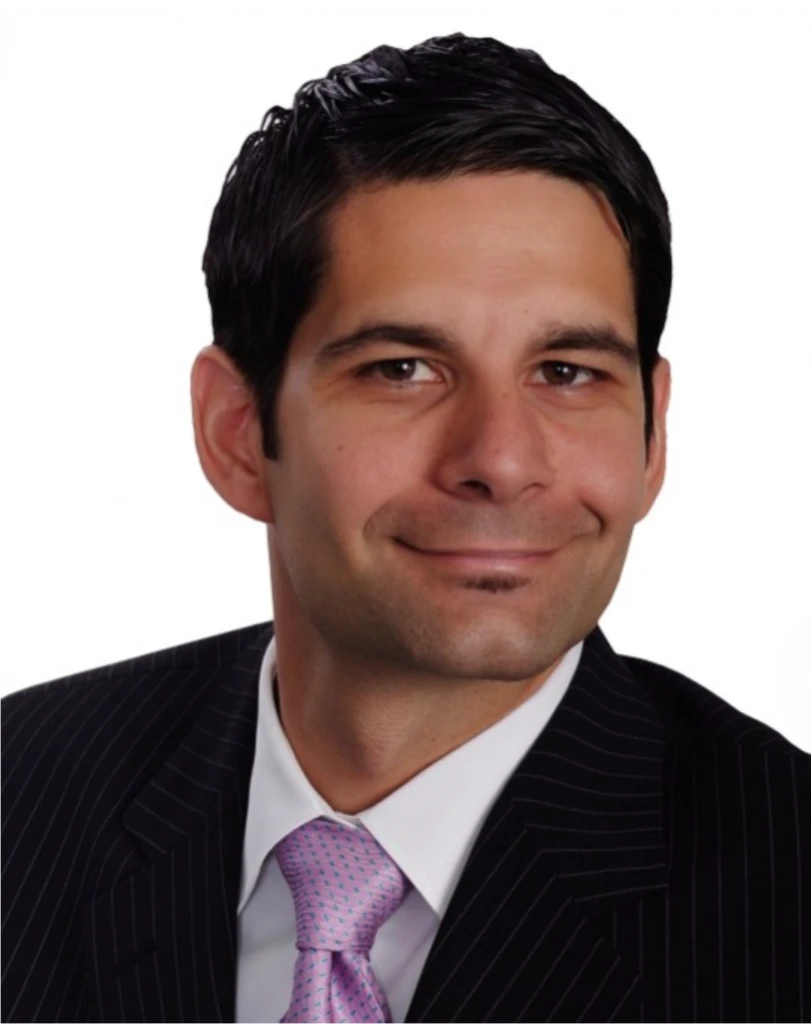 Harry Kunelis Headshot