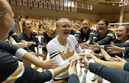 Image for news story: Emma Hickey ’26 Serves Joy and Teamwork as a Student-Athlete