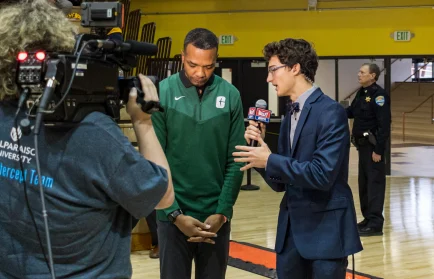 Image for news story: Noah Godsell ’24 Brings His Love For Valpo Athletics To WVUR-FM