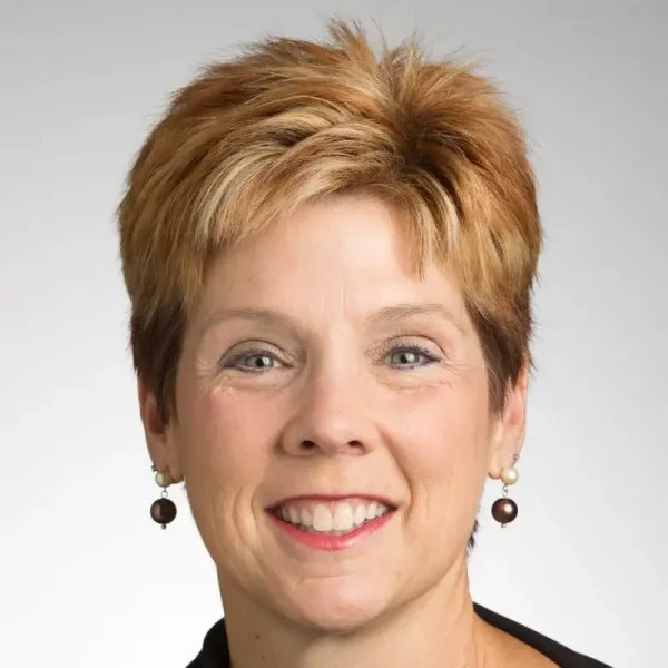 Photo of Lissa Yogan